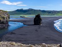 Felsmonolith am Reynisfjara Strand - Südisland